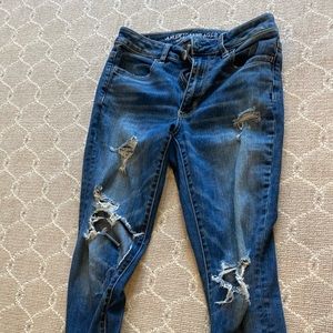 American eagle ripped skinny Jean